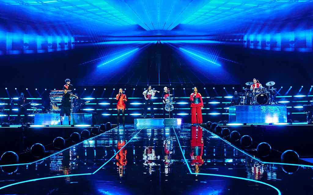 Clean Bandit stage visuals